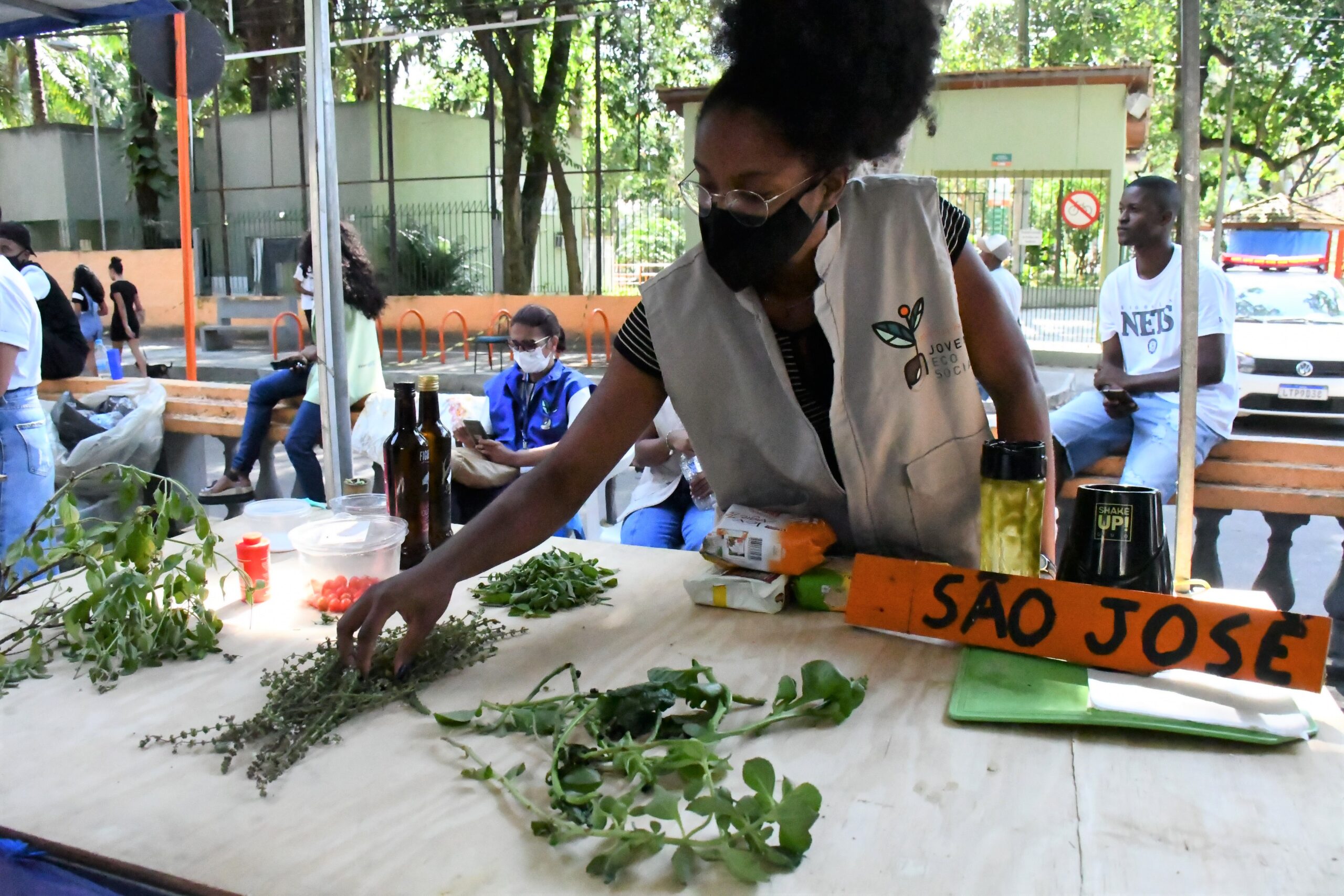 No Horto do Fonseca, Jovens do EcoSocial mostram habilidades em diferentes atividades