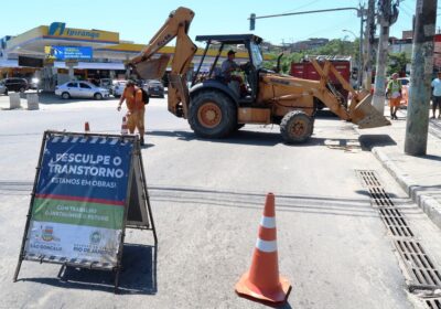 Prefeitura amplia caixas coletoras de águas pluviais no Colubandê