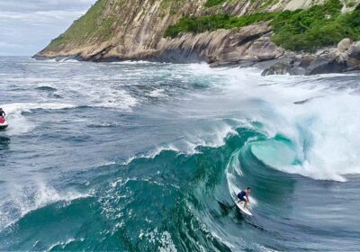 Itacoatiara Big Wave 2022 em alerta de sinal verde para sua primeira competição de tow-in