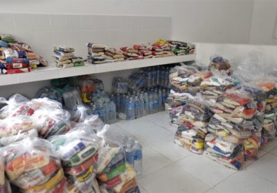 Niterói Solidária faz entrega de 120 kits com alimentos doados pela população