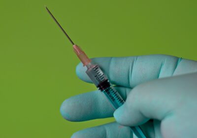 Covid-19: Niterói inicia aplicação de vacina bivalente em maiores de 18 anos nesta terça (25)