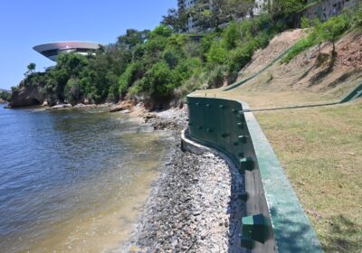 Prefeitura de Niterói conclui obra de contenção de encosta na Boa Viagem