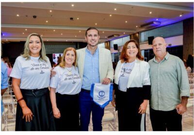 Edinéia Dutra assina a organização do desfile beneficente da APADA Niterói e emociona com evento de impacto social