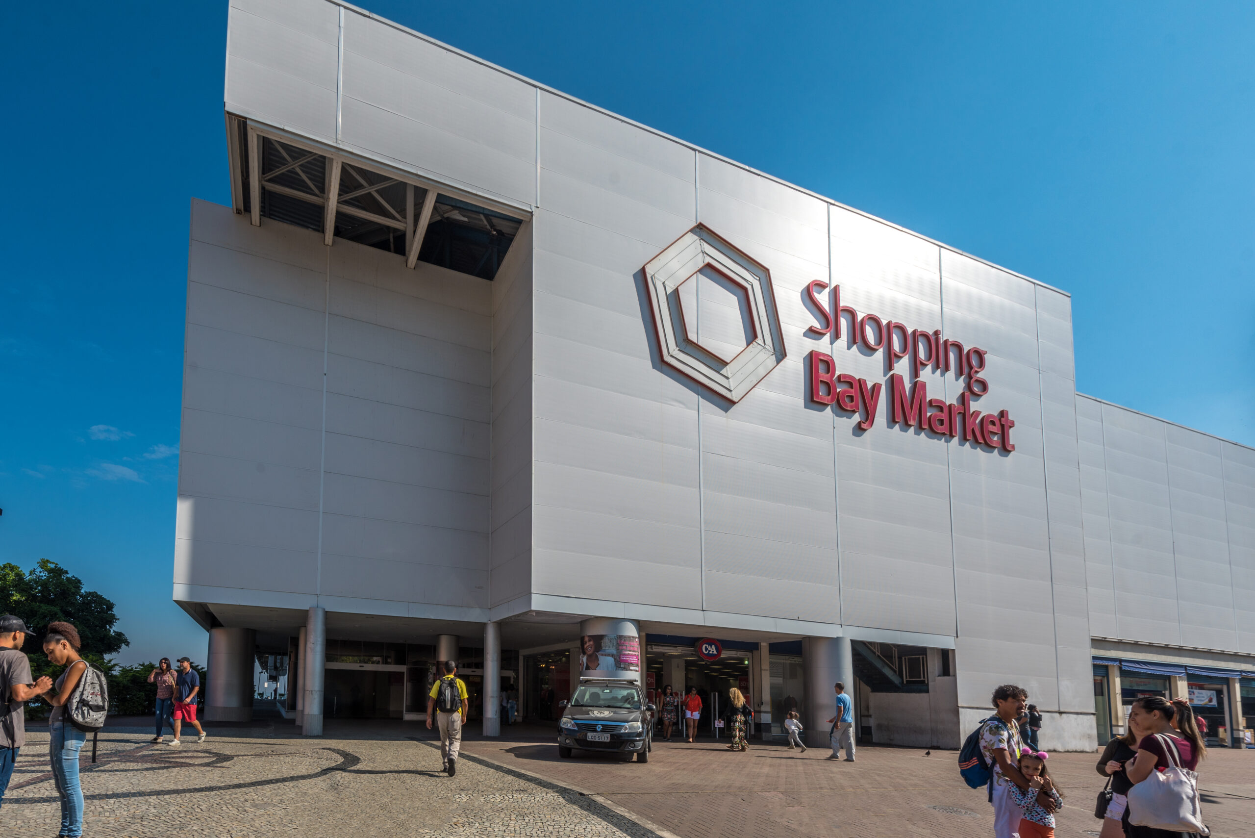 Acesso do shopping Bay Market ao Terminal Rodoviário João Goulart é reaberto