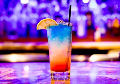 O perigo das bebidas adulteradas com metanol