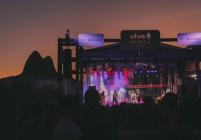 Vivo na Praia volta a Niterói com shows de Maria Gadú e Maneva, atividades esportivas, saúde e bem- estar
