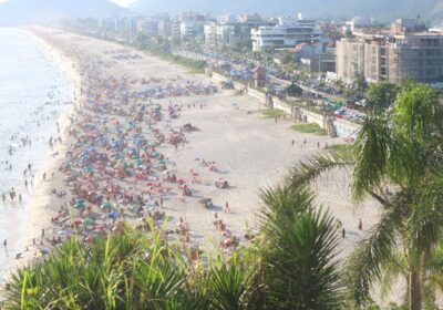 Operação Verão garante ordenamento em dia de grande movimento nas praias de Niterói