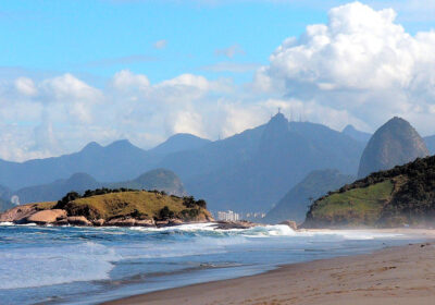 Shows no Praião de Piratininga animam carnaval na Região Oceânica