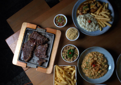 Orla Pub Gourmet comemora 1 ano com noite especial em Niterói